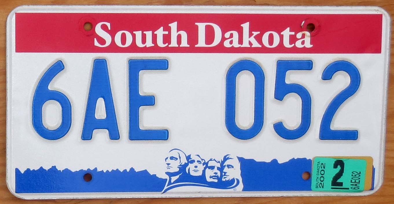 2002 South Dakota vg Automobile License Plate Store Collectible