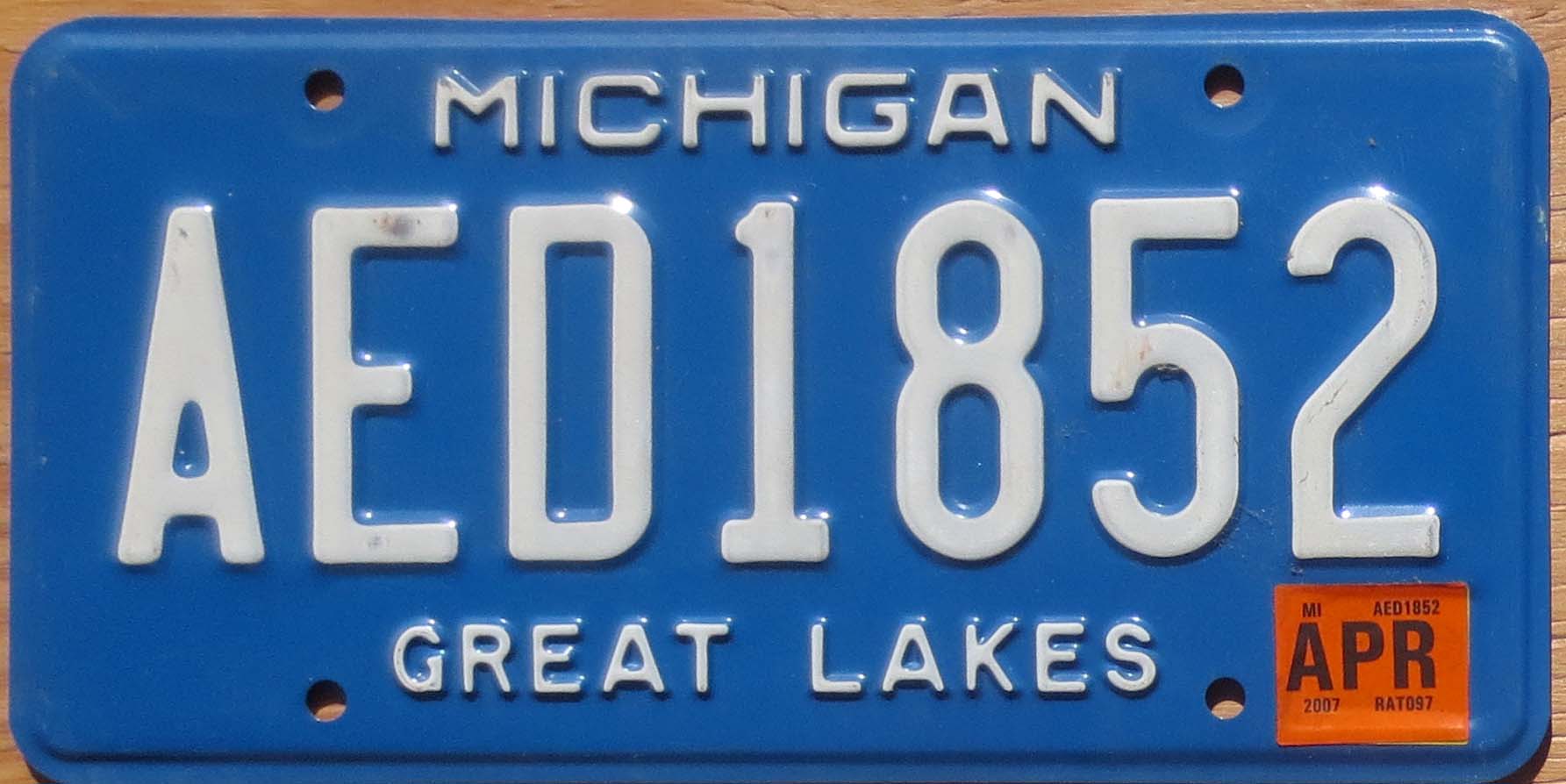 2007 Michigan blue base vg-ex | Automobile License Plate Store ...