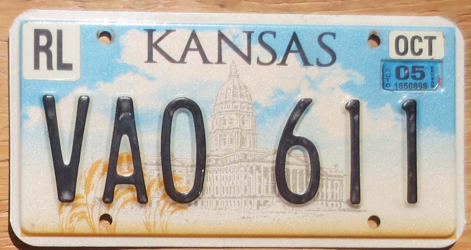 2005 Kansas vg+ Automobile License Plate Store Collectible License