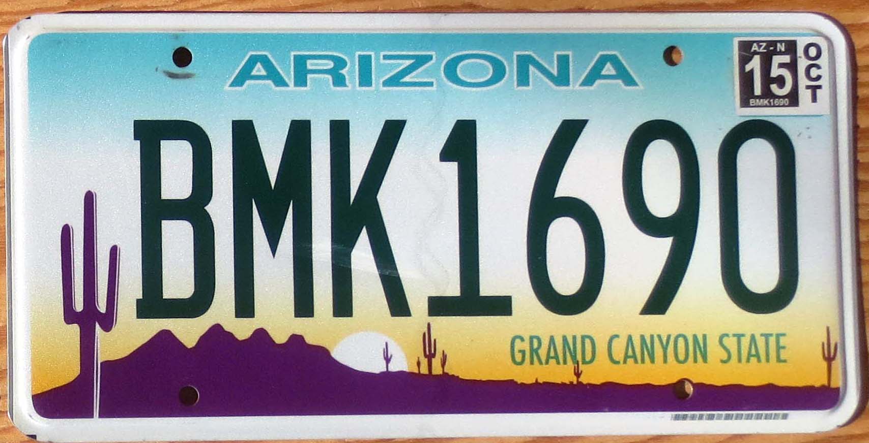 2015 Arizona vg+ Automobile License Plate Store Collectible License
