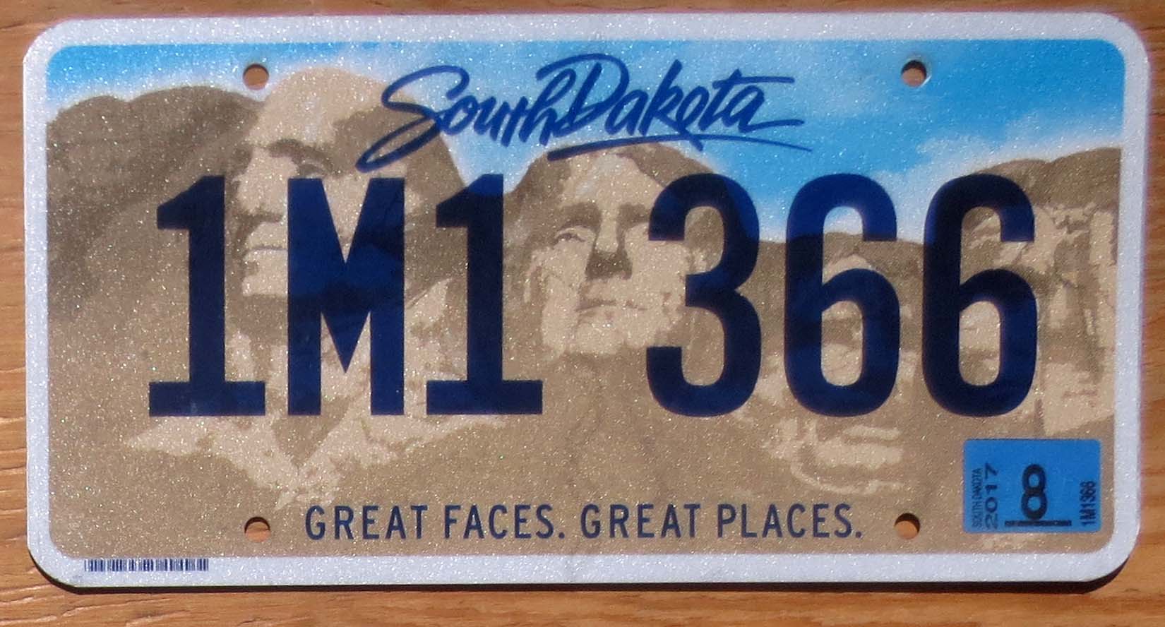 2017 South Dakota vg+ | Automobile License Plate Store: Collectible ...