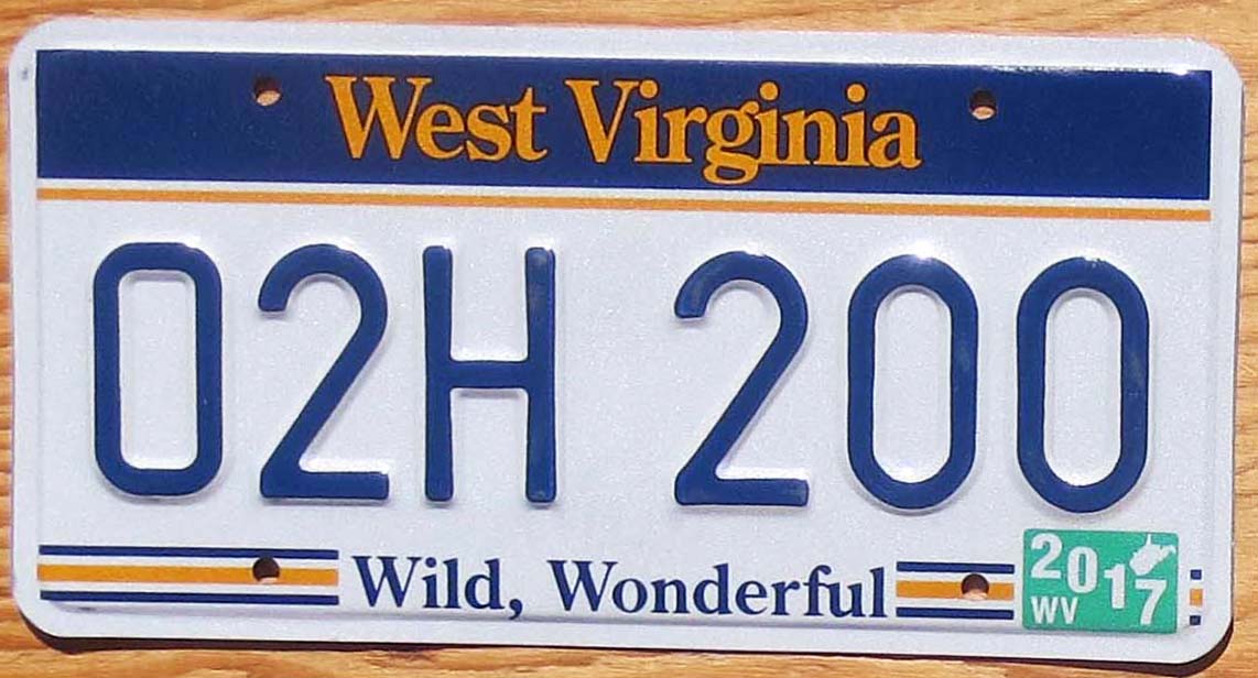 2017 West Virginia nearly mint NICE PLATE | Automobile License Plate