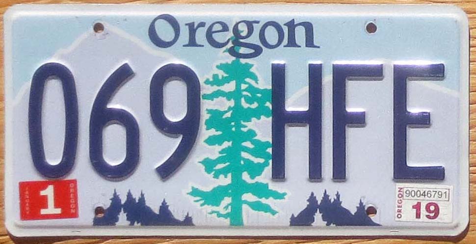 2019 Oregon vg+ | Automobile License Plate Store: Collectible License ...