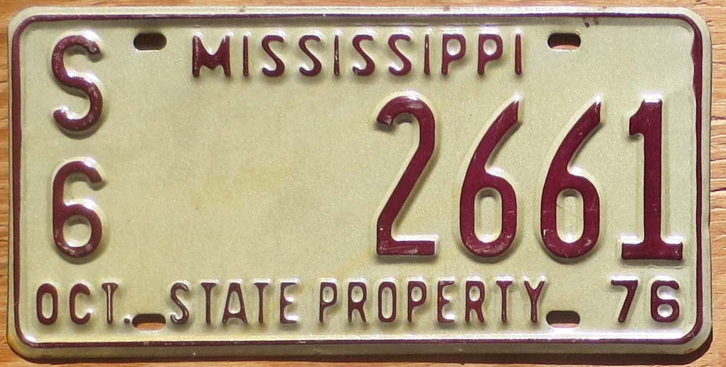 1976 Mississippi State Property nearly mint | Automobile License Plate