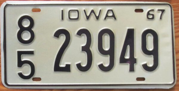 1967 Iowa mint NICE PLATE